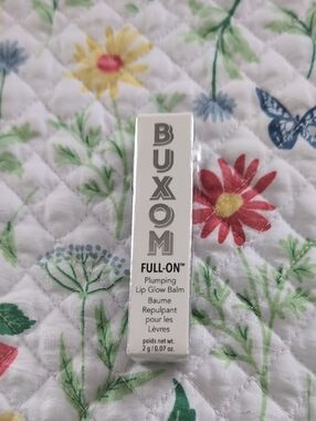 Buxom Full-On Plumping Lip Glow Balm  New